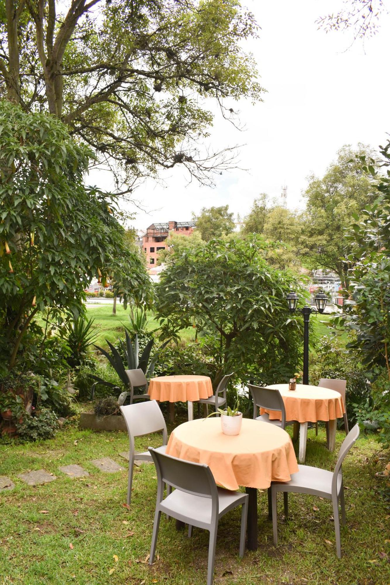 Aparthotel Otorongo Ecuador Cuenca